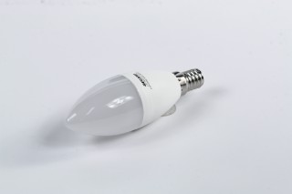 Светодиодная лампа C37, 7W,4100k, 520lm, E14,220V <DECARO>