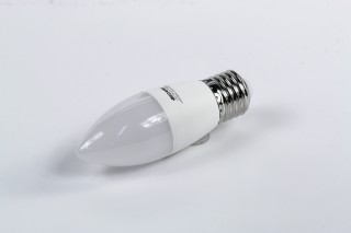 Светодиодная лампа C37, 7W,3000k, 520lm, E27,220V <DECARO>