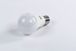 Світлодіодна лампа A60, 8W,3000k, 600lm, E27,220V <DECARO>. DEC-A60-E27-8w-1
