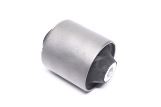 Сайлентблок важеля BMW 5, 7 94-03 задн. міст низ (Вир-во FEBEST)