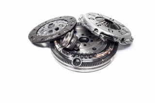 Зчеплення+маховик VW PASSAT, SKODA SUPERB AUDI A6 1,6-1,8-2,0 94-05 (Вир-во LUK)