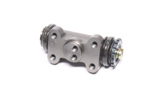 Циліндр гальмівний зад. прав. (вир-во Mando)