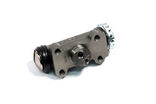 Циліндр гальмівний зад. прав. (вир-во Mando)