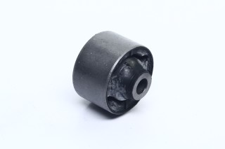 Сайлентблок важеля MITSUBISHI GALANT 03 перед. Міст низ ззаду (Вир-во FEBEST)