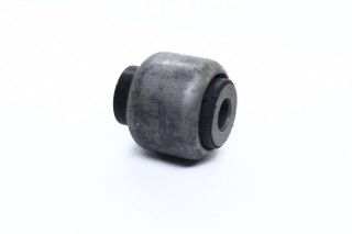 Сайлентблок заднего рычага AUDI A4, A6, SEAT EXEO 04- (Пр-во FEBEST)