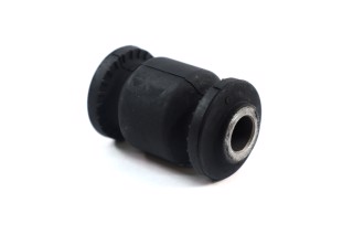 Сайлентблок важеля TOYOTA RAV 4 II 00-05 перед. міст низ (Вир-во FEBEST)