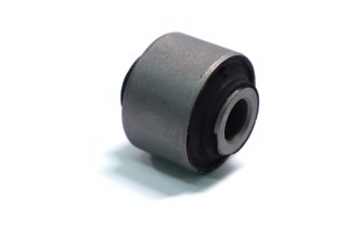 Сайлентблок важеля TOYOTA LAND CRUISER, LEXUS LX 07 - задн. міст (Вир-во FEBEST)