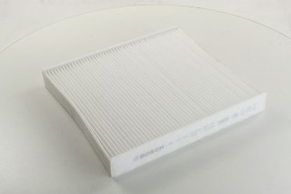 Фільтр салону VW GOLF VII, SKODA OCTAVIA 12- (вир-во BOSCH)