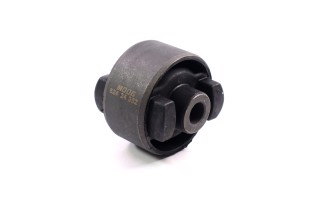 Сайлентблок важеля RENAULT ESPACE III, AVANTIME 96-03 перед. міст (Вир-во MOOG)