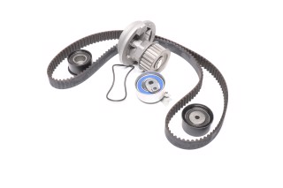 Водяний насос + комплект зубчастого ременя 1,8-2,0 16V 530004930+65315 VECTRA B (1995- (Вир-во Metel