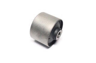 Сайлентблок важеля пролольного TOYOTA LAND CRUISER 08- задн. міст (Вир-во FEBEST)