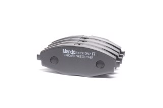 Колодки тормозные дисковые передние DAEWOO LANOS 1.5 (пр-во Mando)