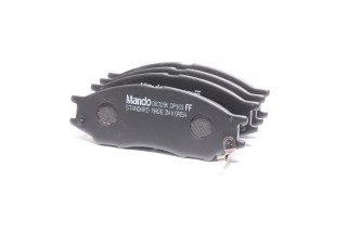 Колодки гальм. NISSAN ALMERA CLASSIC (вир-во Mando)