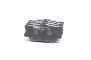 Колодки тормозные дисковые задние TOYOTA Camry (пр-во Mando)