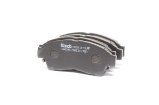 Колодки гальм. TOYOTA COROLLA (вир-во Mando)