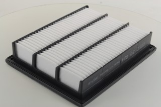 Фільтр повітряний SSANGYONG 2.0 XDI 13- (вир-во MANN)