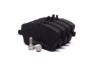 Колодка гальм. диск. MB C-CLASS (W203) передн. (вир-во LPR)