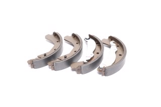 Колодка гальм. барабан. OPEL CORSA/KADETT D/E задн. (вир-во LPR)