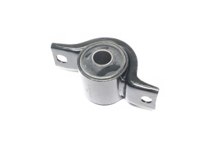 Сайлентблок переднего рычага FORD FOCUS 98-04 сзади (Пр-во LEMFORDER)