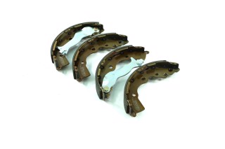 Колодки тормозные барабанные (пр-во Mando)