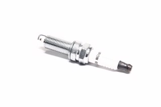 Свічка запалювання NICKEL HYUNDAI I30, KIA CEED 1.4-1.6 09- (вир-во CHAMPION)