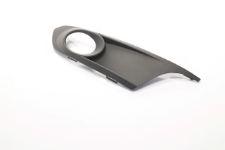 Решетка левая переднего бампера VW JETTA 11-14 (TEMPEST)