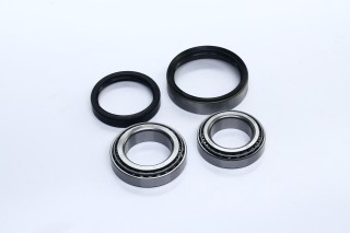 Підшипник маточини MERCEDES 123 задн. міст (Вир-во COMPLEX)