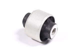 Сайлентблок важеля RENAULT MEGANE CC, III, FLUENCE 08-перед. міст (Вир-во MOOG)