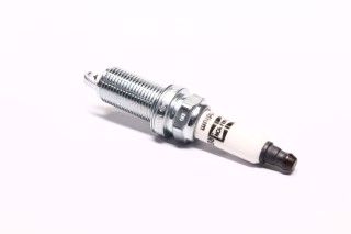 Свічка запалювання IRIDIUM TOYOTA LC 07- , LEXUS RX, GX 08- (вир-во CHAMPION)