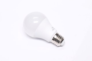 Лампа светодиодная 220V, E27, 12W, 3200K, A60 (Квант). 31002400 Квант (Китай)