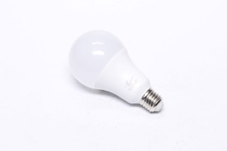 Лампа світлодіодна 220V, E27, 18W, 5000K, А70-2 (Квант). 31002700 Квант (Китай)