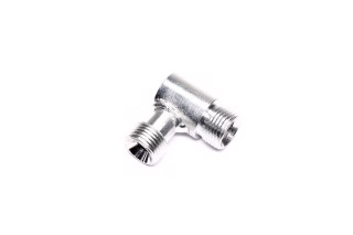 Штуцер угловой М18х1,5-М18х1,5 <ДК>