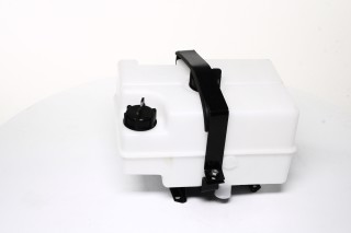 Бачок розширювальний КАМАЗ 6520 у зборі (з кронштейном, пробкою, кришкою)