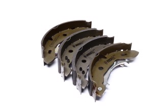 Колодка гальм. барабан. (вир-во Bosch)