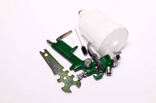 Краскопульт пневматичний тип HVLP верхній пластиковий бачок, d-1,3 мм (AUARITA)