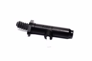 Циліндр зчеплення головний MB 814-1517 (вир-во SAMPA)