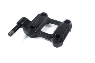 Кронштейн підвіски лів. (вир-во Sampa)