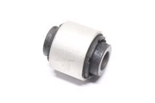 Сайлентблок важеля AUDI Q3, SEAT LEON, SKODA YETI, VW GOLF V 03 - задн. міст (Вир-во MEYLE)