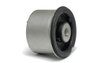 Сайлентблок важеля AUDI Q7, VW TOUAREG 02 перед. міст низ (Вир-во MEYLE)