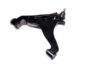 Важіль нижній R Mitsubishi Pajero/Montero 00-06 OLD CQM-26R (вир-во CTR)