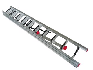 Лестница алюминиевая 3-х секционная универсальная раскладная 3*10ступ. 6.77м(INTERTOOL). LT-0310