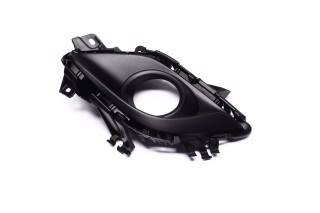 Решітка бампера пер. пра. MAZDA 6 13-16 (TEMPEST)