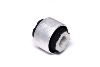 Сайлентблок важеля CITROEN C5 II-III, C6, PEUGEOT 407, 508 04- зад. міст перед (Вир-во SASIC)