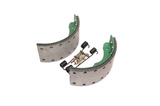 Колодка гальмівна БОГДАН,ISUZU у зборі (к-кт 2 штуки на один барабан, накладка Р0=11 мм) (DETALKA)