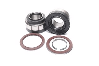 Р/к маточини VOLVO FH12 (вир-во SKF)