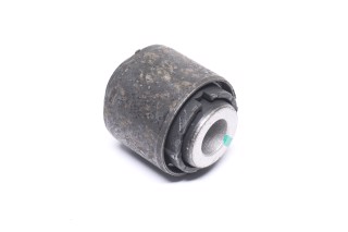 Сайлентблок поперечной тяги (пр-во Mobis)