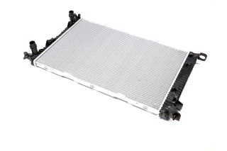 Радіатор охолодження Audi A4, Q5 08-15 (МКПП) (TEMPEST)