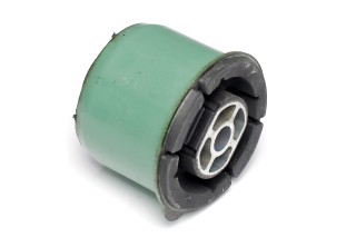 Втулка балки CITROEN BERLINGO, C4, PEUGEOT 5008 06- зад. міст (Вир-во FEBI)