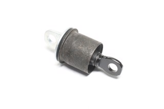 Сайлентблок балки General Motors 95910101