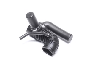 Патрубок воздушного фильтра (пр-во GM)